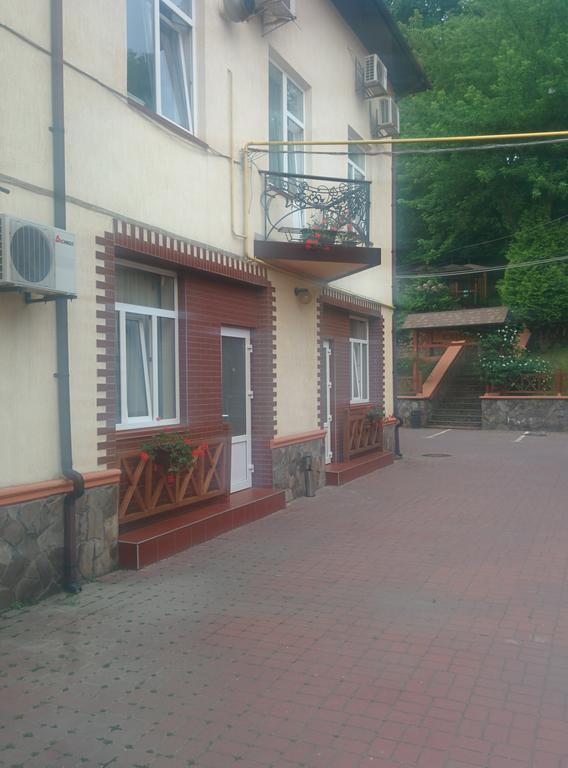Kaiser Hotel Czernowitz Exterior foto